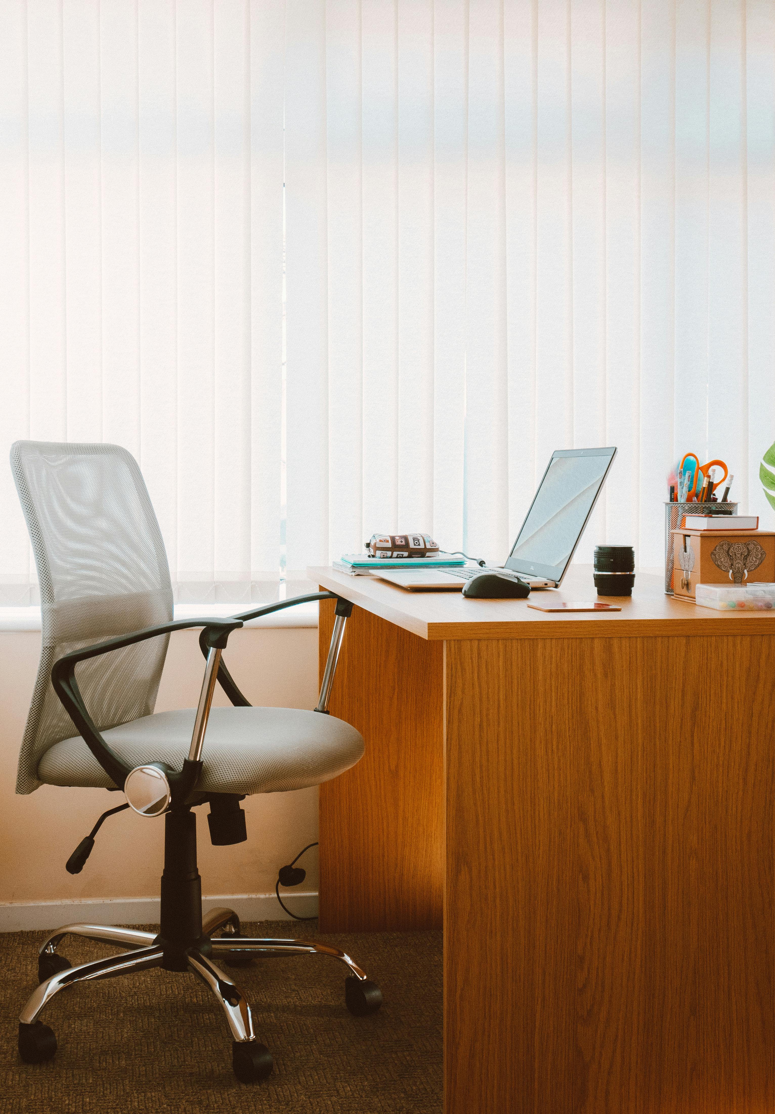 Desk & Office
